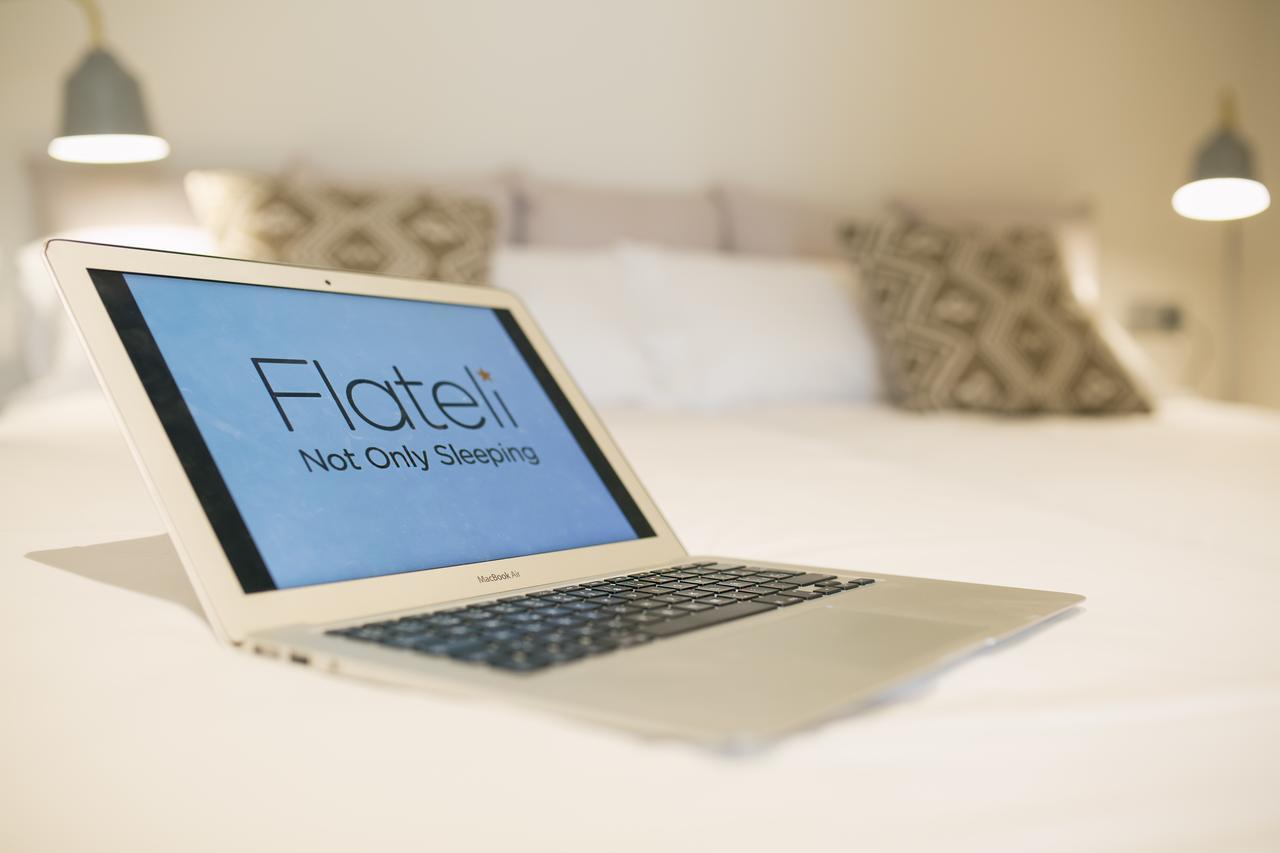 Flateli -Placa Catalunya 3-2 Girona Exteriér fotografie